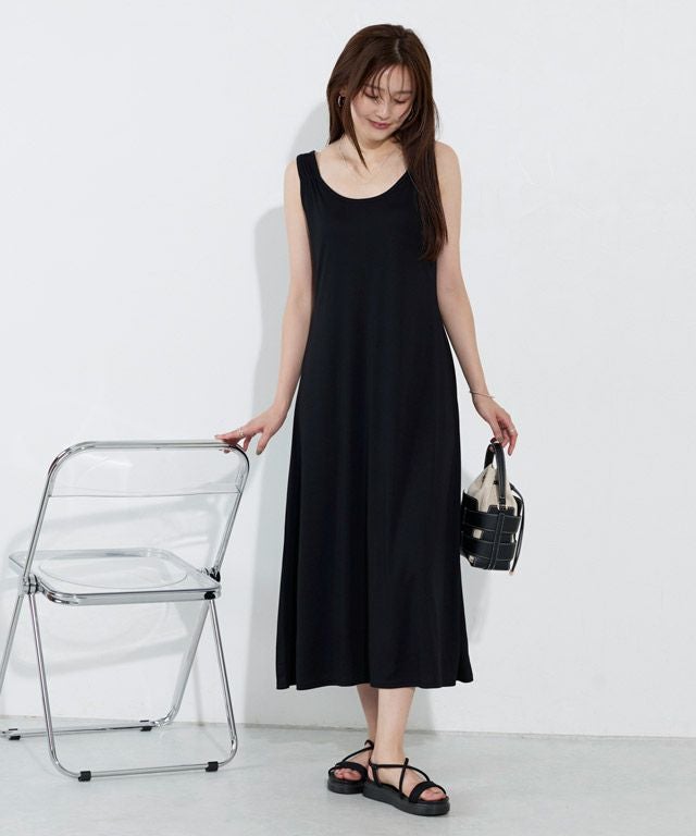 166cm / ブラック / ミドル丈 / M