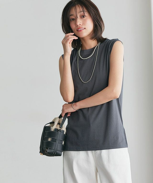 ノースリーブカットソー