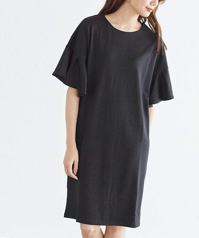 フレア袖ポンチワンピース
