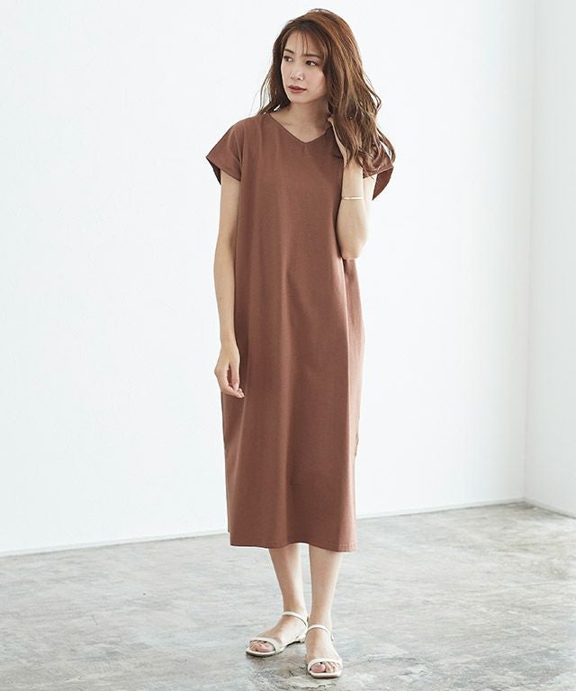 Vネックフレンチスリーブワンピース