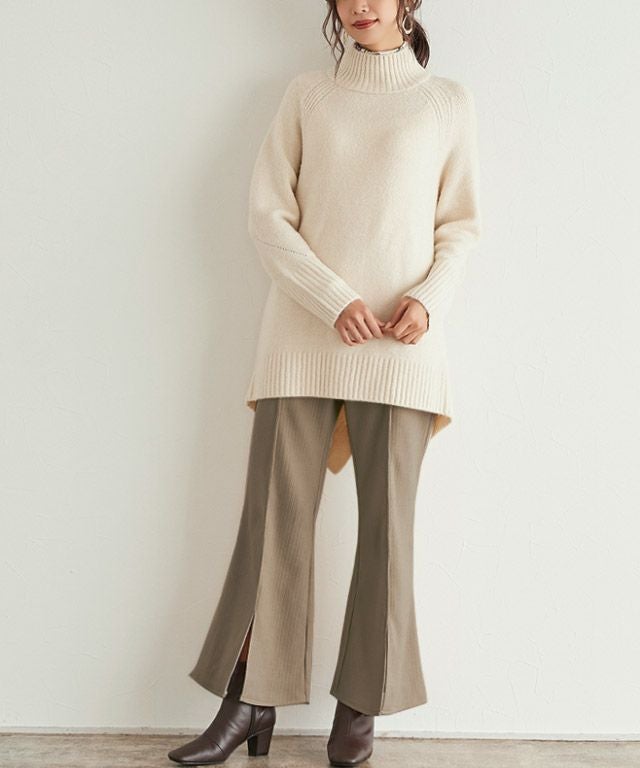 フロントスリットフレアニットパンツ