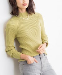 ストレッチリブハイネックニット