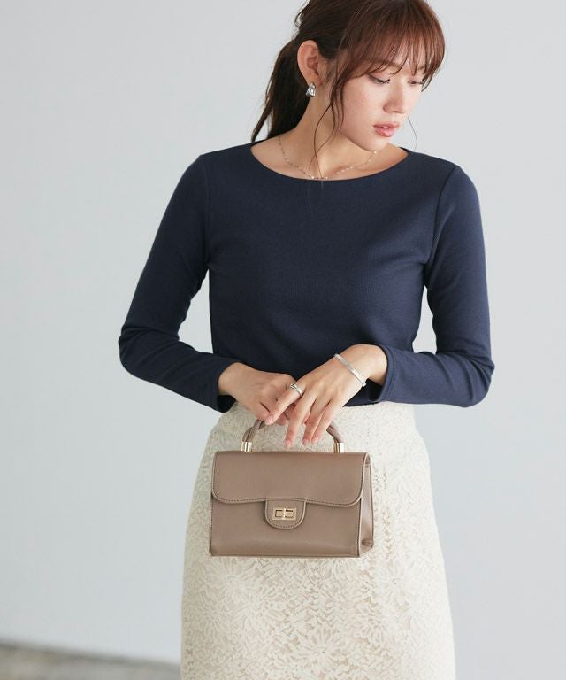 166cm / ネイビー / ボートネック / M