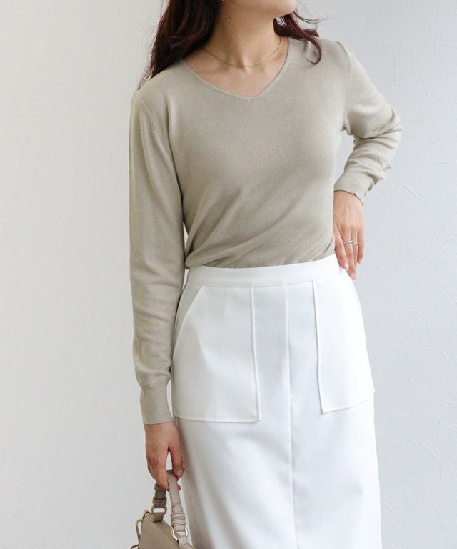 157cm / グレージュ / Vネック / M