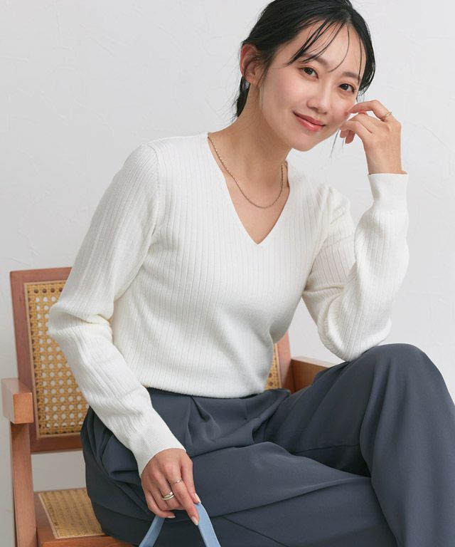 162cm / オフホワイト / Vネック / M