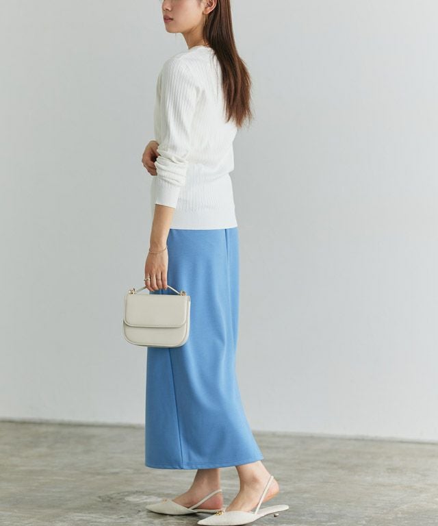 166cm / オフホワイト / Vネック / M