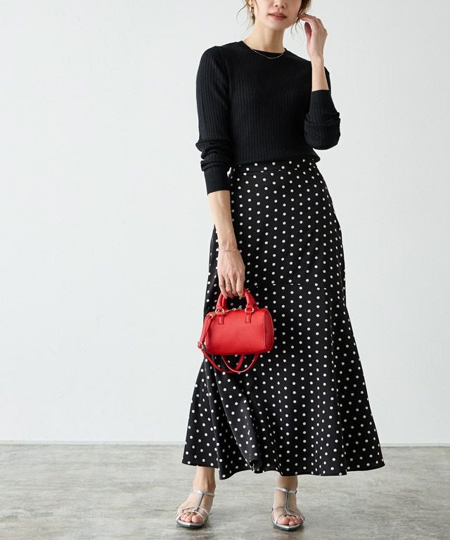 165cm / ブラック / クルーネック / M