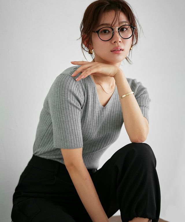 166cm / 杢グレー / Vネック / M