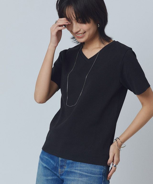 166cm / ブラック / Vネック / M