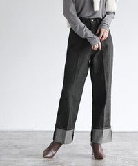 ワイドストレートターンバックデニム