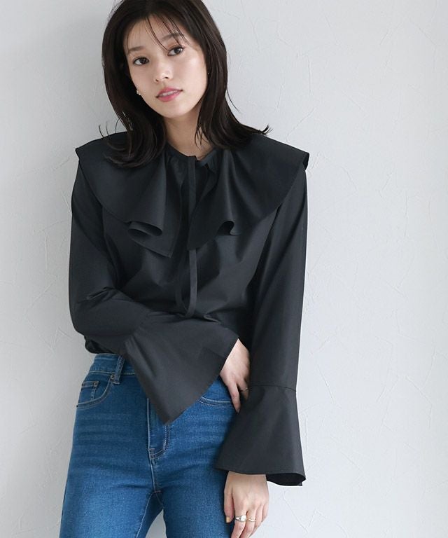 ケープ襟付きフレアスリーブブラウス 【Pierrot】【スピード配送