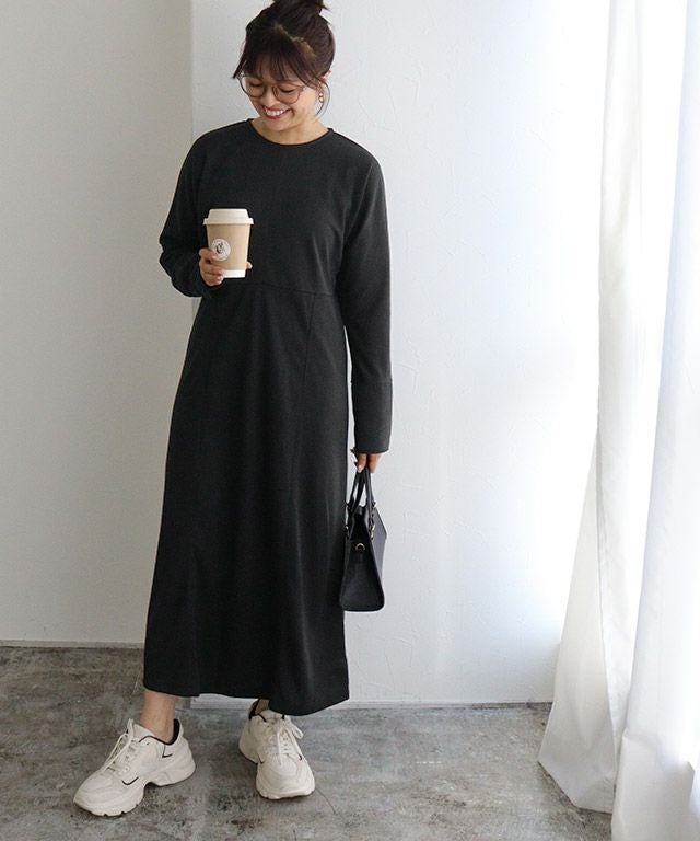 アウトレットSALE！】ドルマンスリーブフレアワンピース【スピード配送