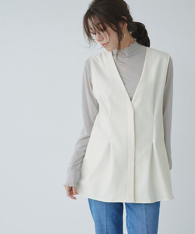 ノーカラータックジレ