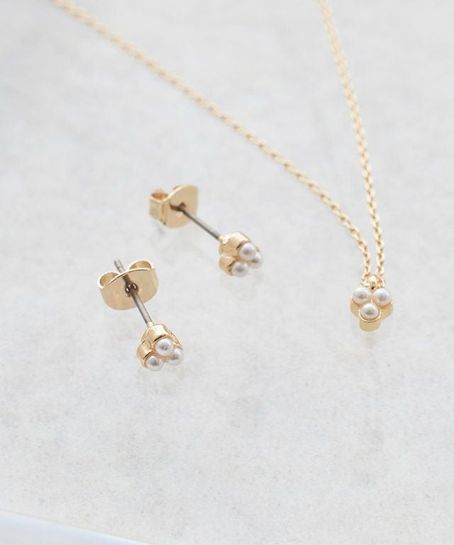 プチトップネックレスピアスセット ［Pierrot］【返品・交換不可