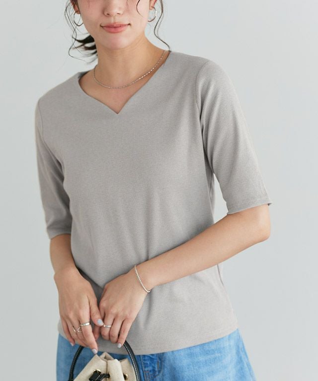 167cm / ライトグレー / キーネック / M