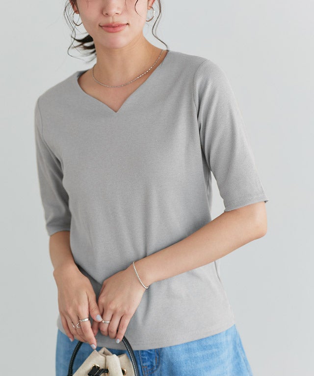 167cm / ライトグレー / キーネック / M