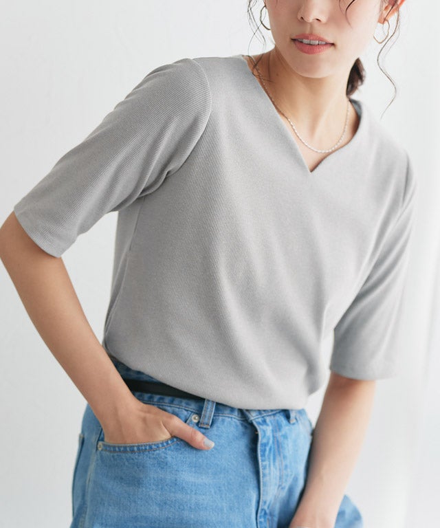 167cm / ライトグレー / キーネック / M