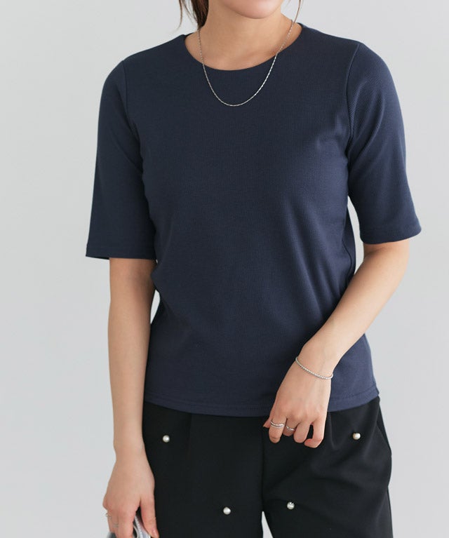 166cm / ネイビー / クルーネック / M