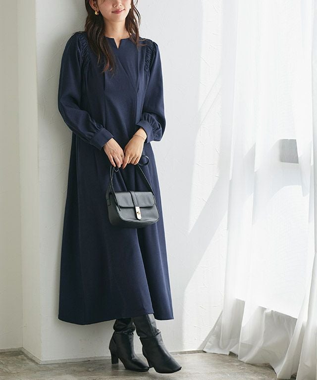 ウエストタックキーネックワンピース | 【公式】Pierrot（ピエロ