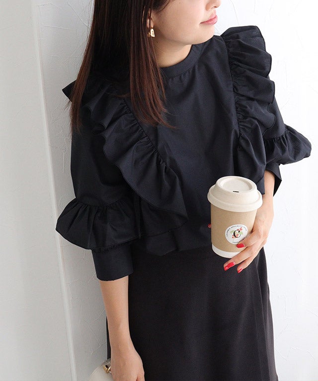 フリルデザインブラウス【Pierrot】