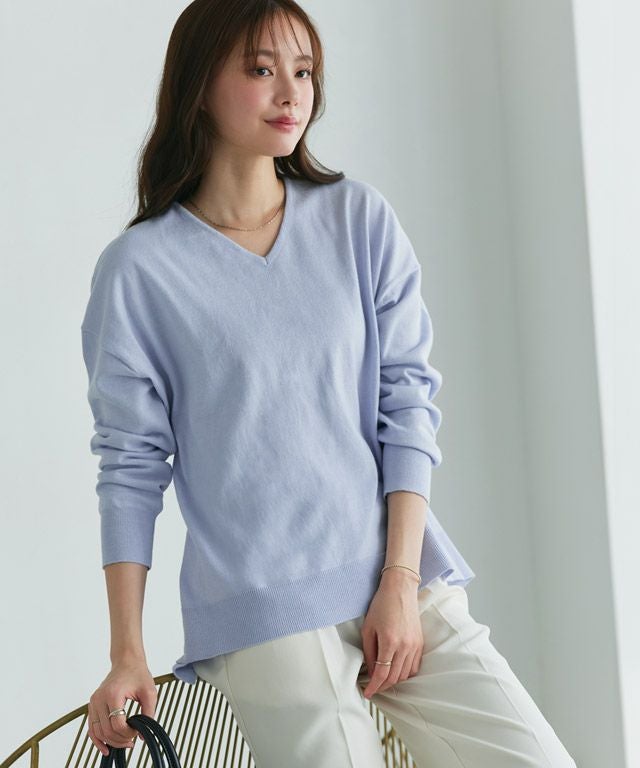 167cm / アッシュブルー / Vネック / M