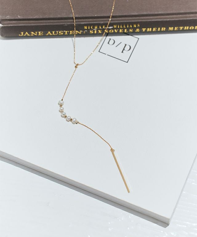 淡水パールYラインネックレス