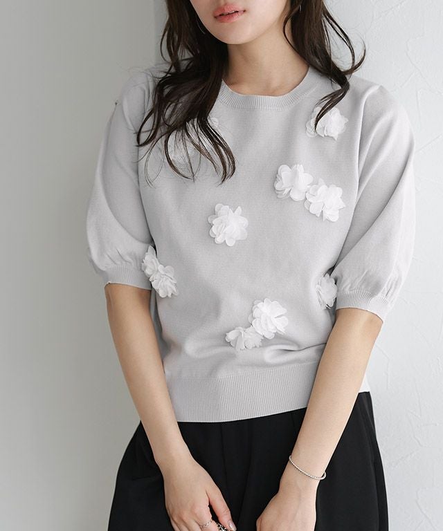 フラワーモチーフニット