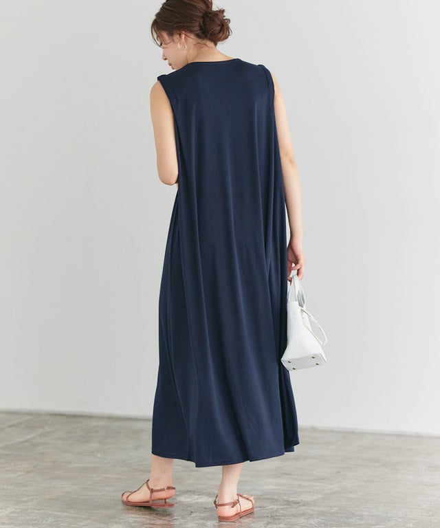 166cm / ネイビー / M