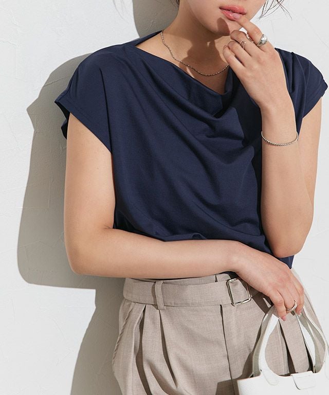 166cm / ネイビー / M