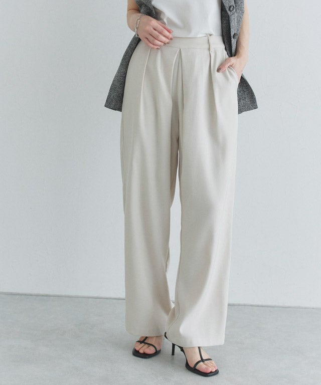 [ECLAM] タックストレートパンツ