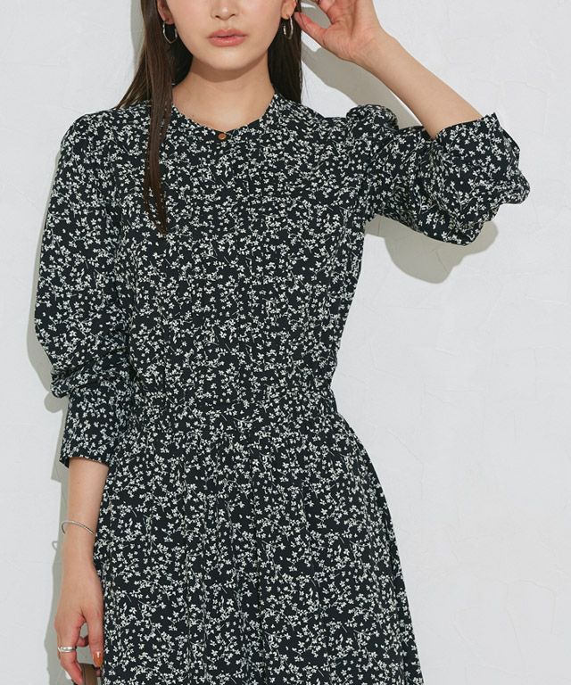 166cm / 花柄 / ブラック / M