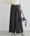 インタックワイドパンツ