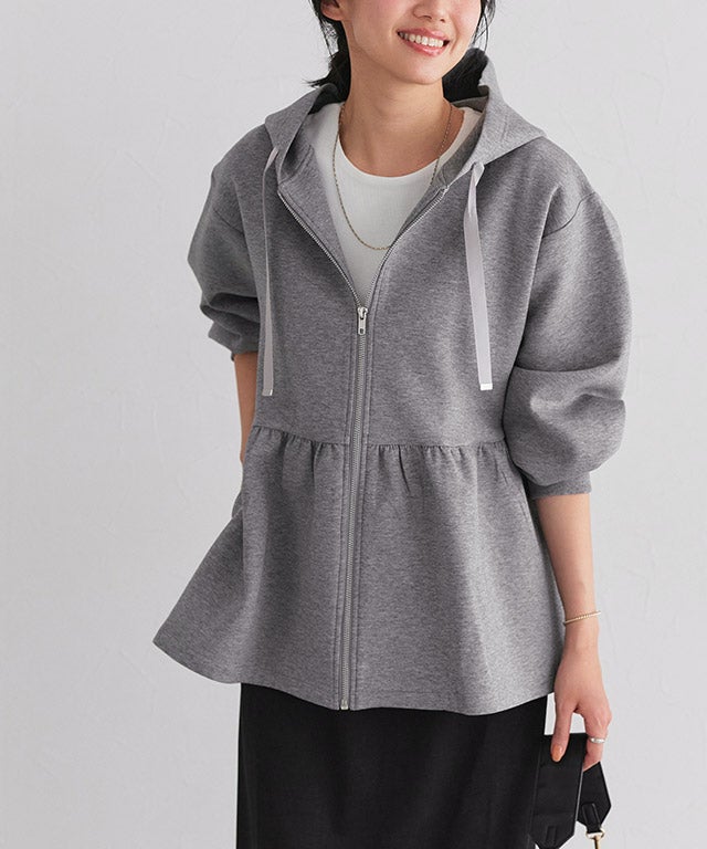 ダンボールヘムフレアパーカー