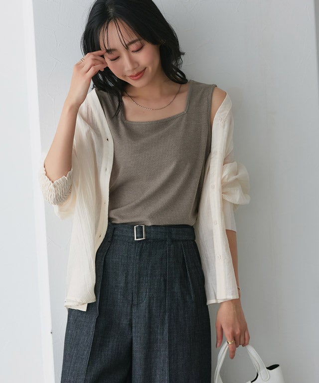 162cm / 木影 / モカ / スクエアネック / M