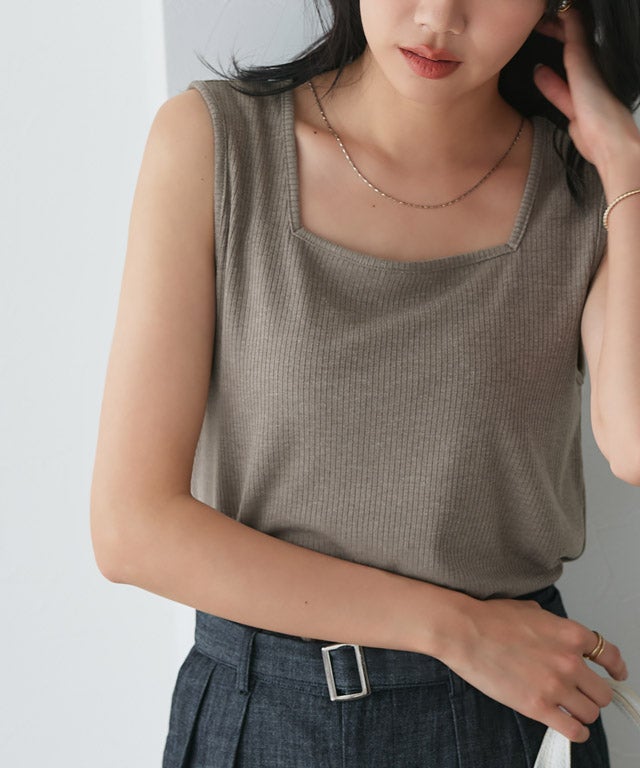 162cm / 木影 / モカ / スクエアネック / M