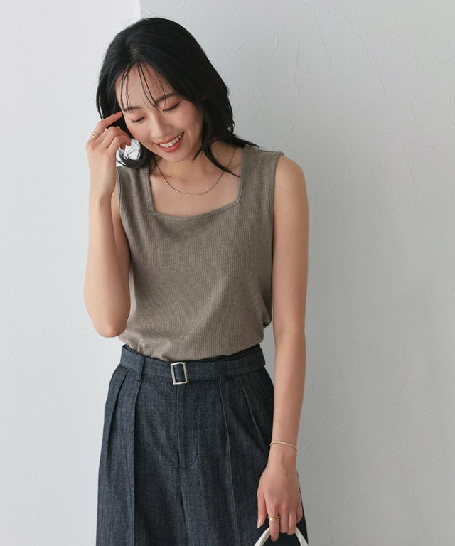 162cm / 木影 / モカ / スクエアネック / M