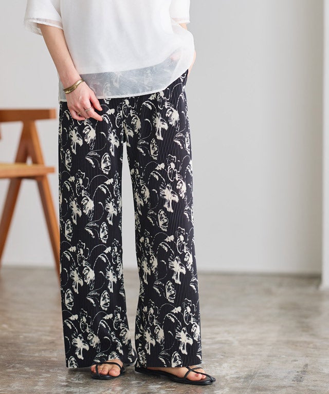 163cm / 花柄 / ブラック / M