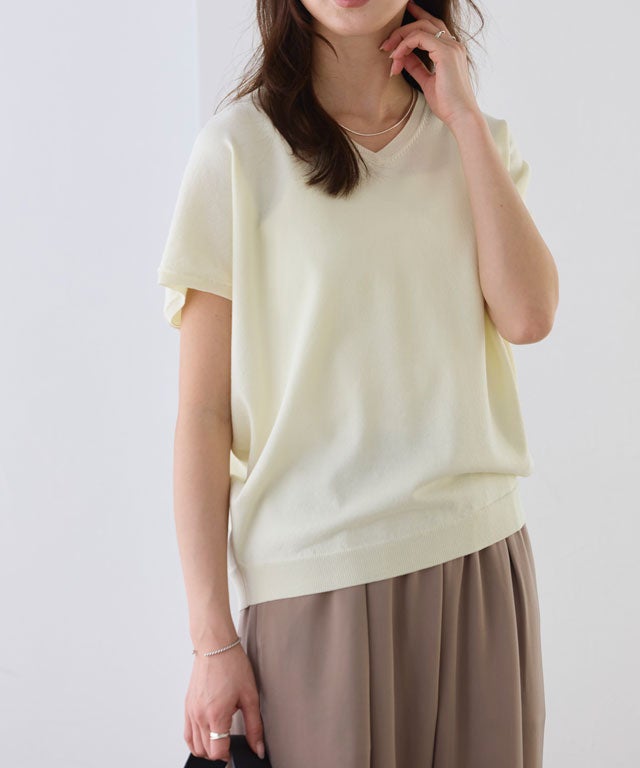 163cm / アイボリー / Vネック / M