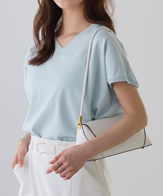 163cm / ライトブルー / Vネック / M