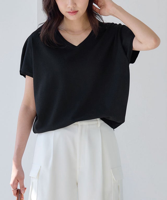 162cm / ブラック / Vネック / M