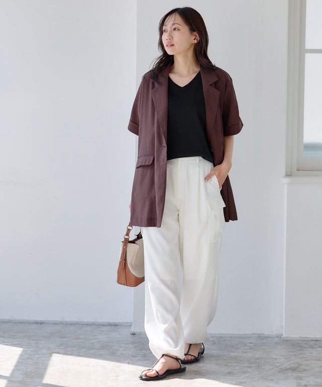 162cm / ブラック / Vネック / M