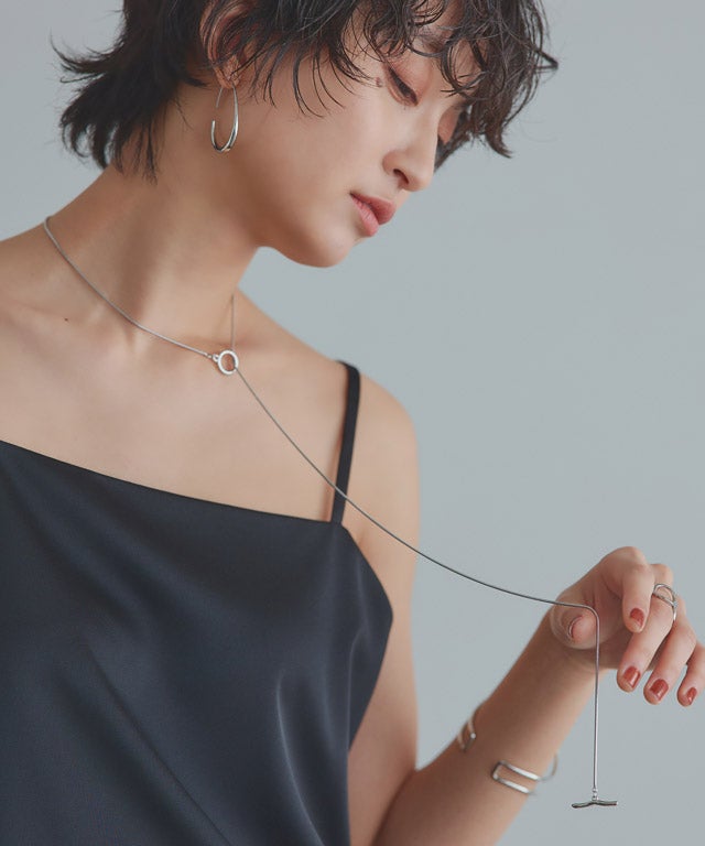 シルバー / F